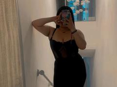 ScarlettParchMusa - female with brown hair and  small tits webcam at xLoveCam