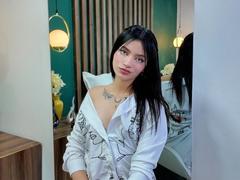 ScarlettPreatty - female with black hair webcam at xLoveCam
