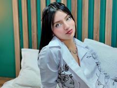 ScarlettPreatty - female with black hair webcam at xLoveCam