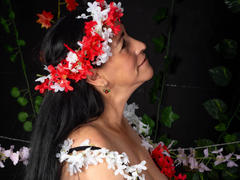 ScarlettSweet - female with black hair and  big tits webcam at xLoveCam