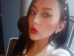 ScarlettSwitch - female webcam at xLoveCam