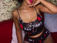 LilyVelvet - female with black hair webcam at xLoveCam