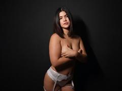 ScarletZhen - female with black hair webcam at LiveJasmin