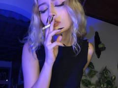ScorpioGoddess - blond female webcam at xLoveCam