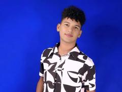 SebastianDe from xLoveCam
