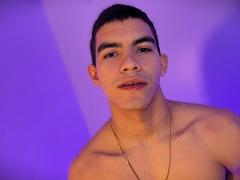 SebastiianVega from xLoveCam