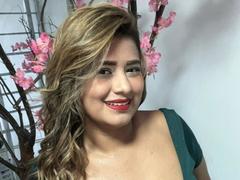 TheSecretOfRoomies - couple webcam at xLoveCam