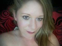 SecretTemptationX from xLoveCam