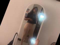 Secretlysweet-hot - female with brown hair webcam at xLoveCam