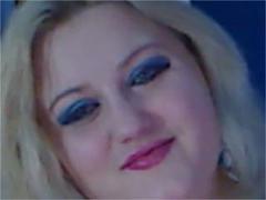 YourSexyHottie - blond female with  big tits webcam at ImLive