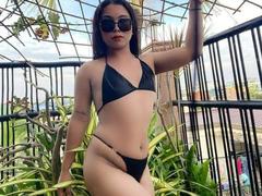 SeductiveHornyCummer - shemale webcam at xLoveCam