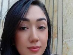 SelenaGiaz - female webcam at xLoveCam