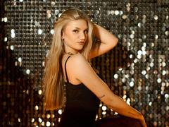 SelenaeMoore - blond female webcam at LiveJasmin