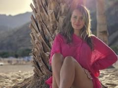 SelenaMitrut - blond female webcam at LiveJasmin