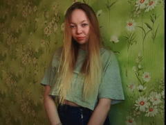 SelineHotties - female with  small tits webcam at xLoveCam