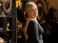 SensualIris - blond female webcam at xLoveCam