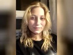 AliceSerenade - female with brown hair and  big tits webcam at ImLive