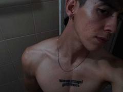 SetExplicit - male webcam at xLoveCam