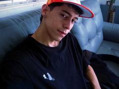 SetExplicit from xLoveCam