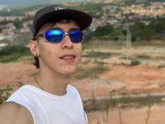 SetExplicit - male webcam at xLoveCam