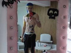 SetExplicit - male webcam at xLoveCam