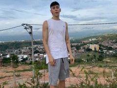 SetExplicit - male webcam at xLoveCam