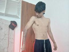 SexlyMan - male webcam at xLoveCam