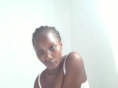 SexxyRedd - female webcam at xLoveCam