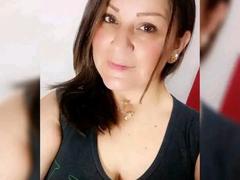 SexyAmature - female webcam at xLoveCam