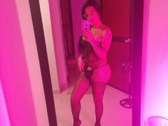 SexyCaandydoll from xLoveCam