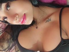 SexyCandyBabe69 - female webcam at xLoveCam