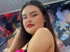 SexyChickBeauty from xLoveCam