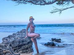 SexyDBijou from xLoveCam