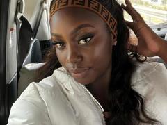 SexyDivanah-hot from xLoveCam