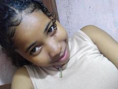 SexyEmilyStar69 from xLoveCam