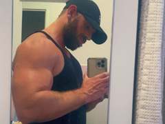 SexyEyeBlue69 from xLoveCam