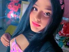 SexyHottLatinaX from xLoveCam