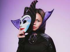 SexyKendallx - female with brown hair and  small tits webcam at xLoveCam