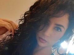 SexyKonnyX - female with black hair webcam at xLoveCam