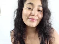 SexyLovve69 from xLoveCam