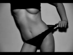 SexyMarinna - blond female with  big tits webcam at xLoveCam