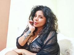 SexyPraline-hot from xLoveCam