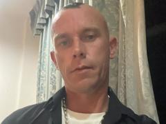 SexyTonyE from xLoveCam