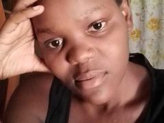 SexyVerraHot from xLoveCam