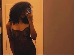 sexyblackqueen-hot - female with black hair webcam at xLoveCam