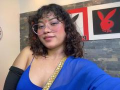 ShailaYojana - female with black hair webcam at xLoveCam