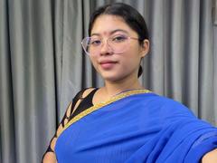 ShailaYojana - female with black hair webcam at xLoveCam