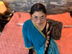 ShailaYojana - female with black hair webcam at xLoveCam