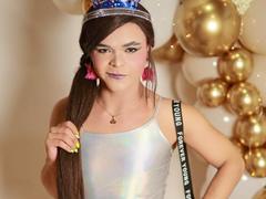 ShainaMonroe - shemale webcam at xLoveCam