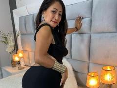 LinaNovoa - female with brown hair and  big tits webcam at LiveJasmin